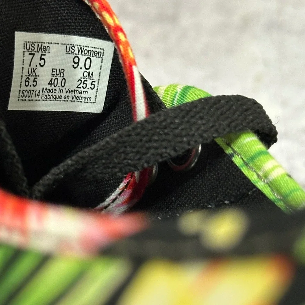Vans Authentic Sneakers Womens 9 Black Hawaiian Floral Tropical Low Top Canvas